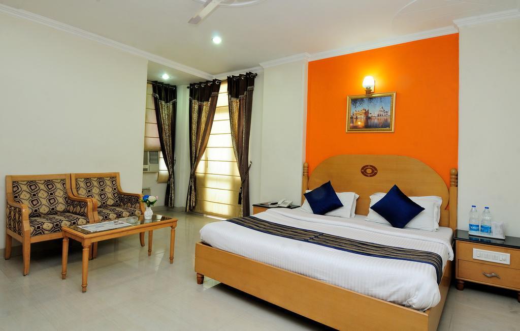 Hotel Maharaja Residency Dzsálandhár Kültér fotó
